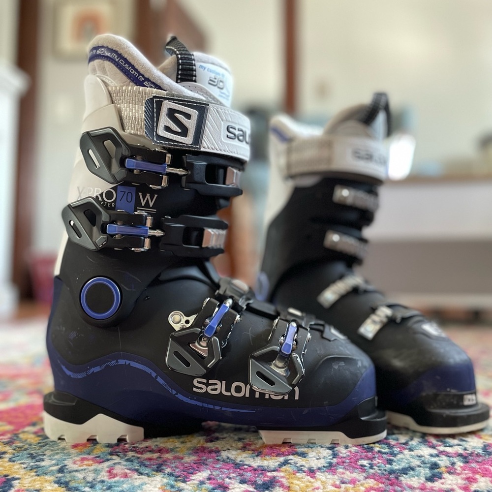 Salomon x pro 70 custom fit ski boots